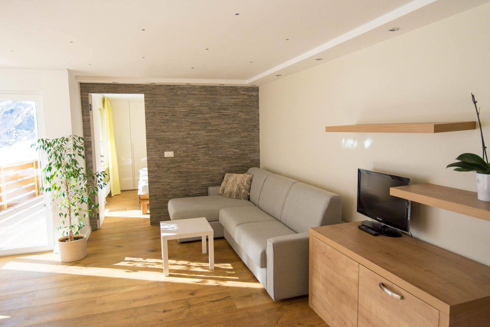 Haus Cristal Appartamento Leukerbad Esterno foto