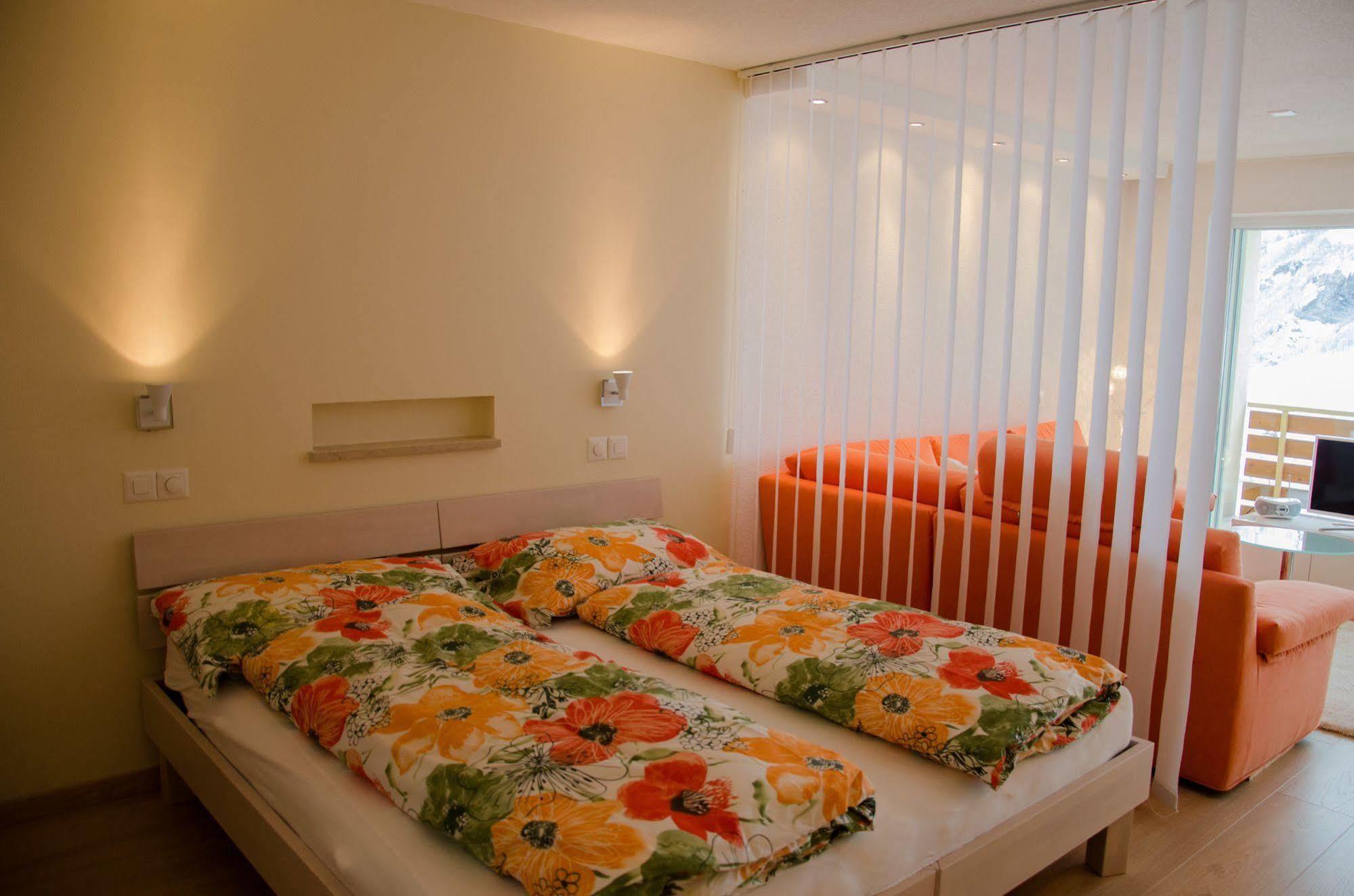 Haus Cristal Appartamento Leukerbad Esterno foto